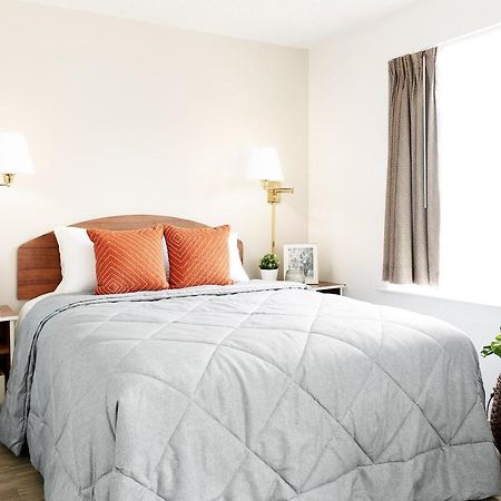 Intown Suites Extended Stay Clearwater Fl ภายนอก รูปภาพ